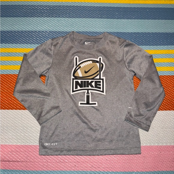 Nike Grey Football Logo Dri Fit Long Sleeve Tee Shirt Kids Boys Size 6 - Picture 1 of 3